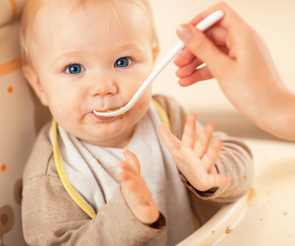 baby eating